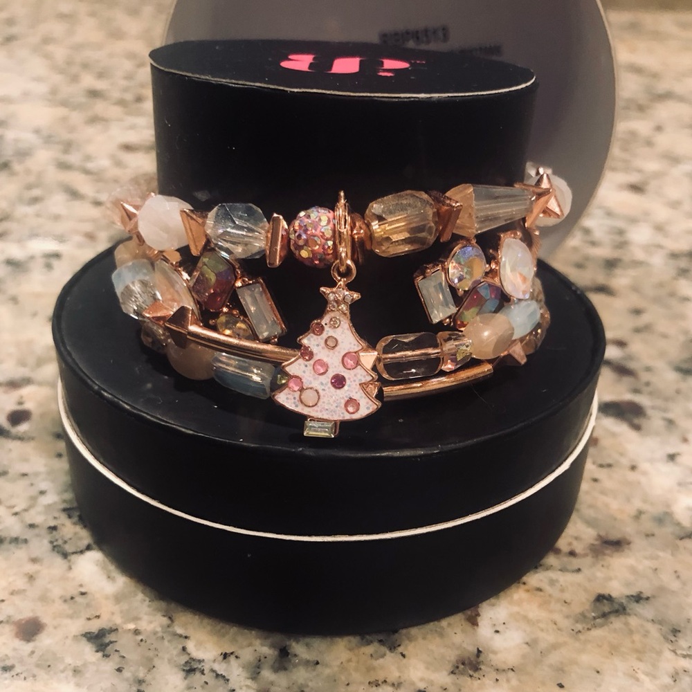 BP 2023 Holiday Stack